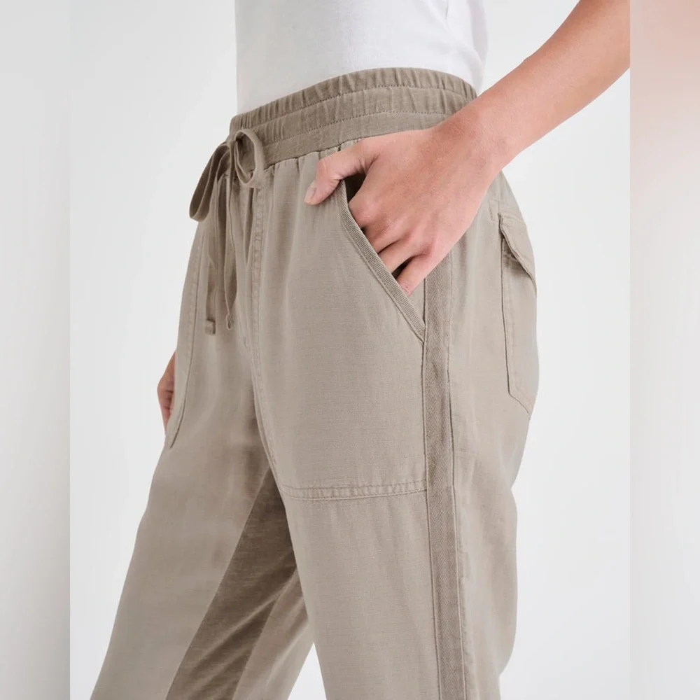 Splendid Lakeside Linen Blend Jogger Pants in Fawn Medium